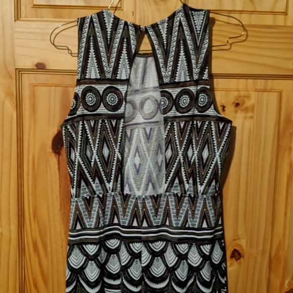 Geo print dress - Picture 3 of 4